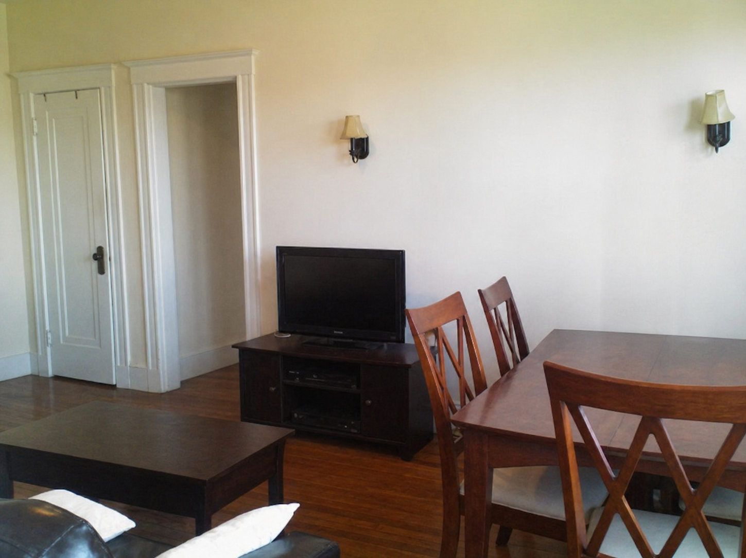 After Living room - clutter cleanup